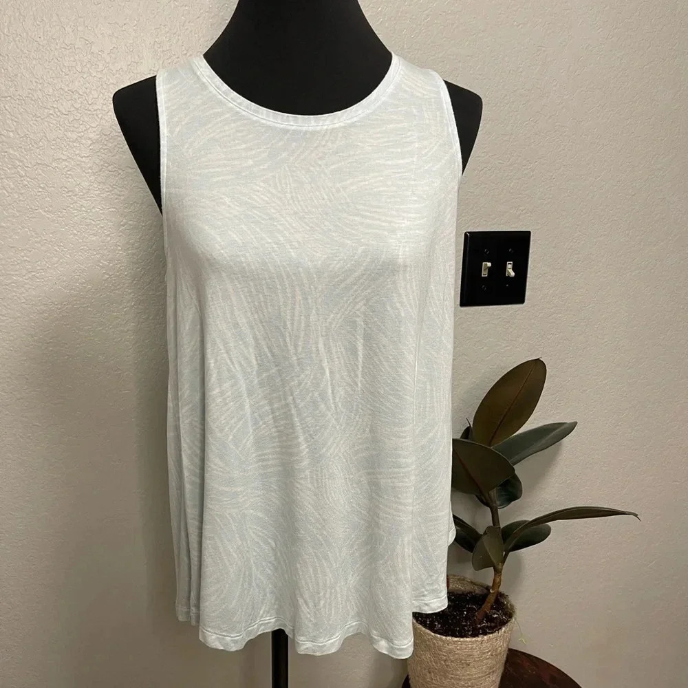Nine West flare tank top